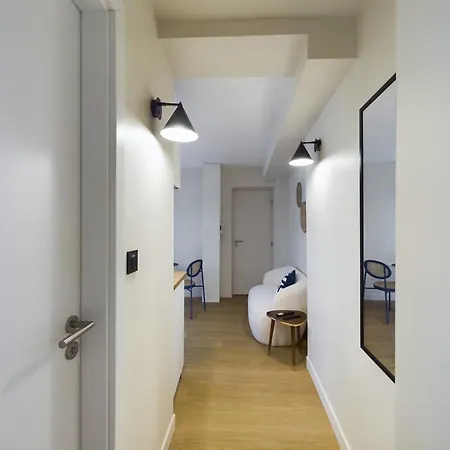 2 Pieces Tres Calme Aux Pieds De La Cathedrale * Strasbourg